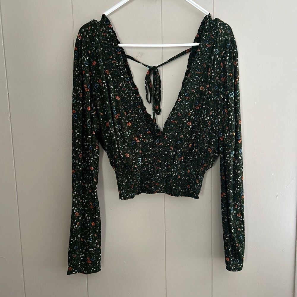 Windsor Floral Smocked Long Sleeve Crop Top | Deep V-Neck Open Back Tie | Size M